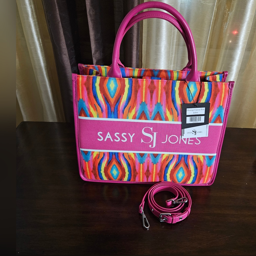 Jaden tote bag fairly NWT.  only used for photos